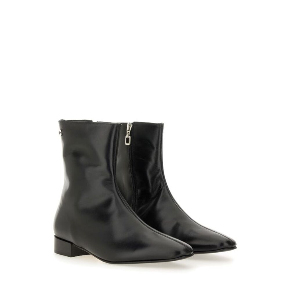Carel Paris Women